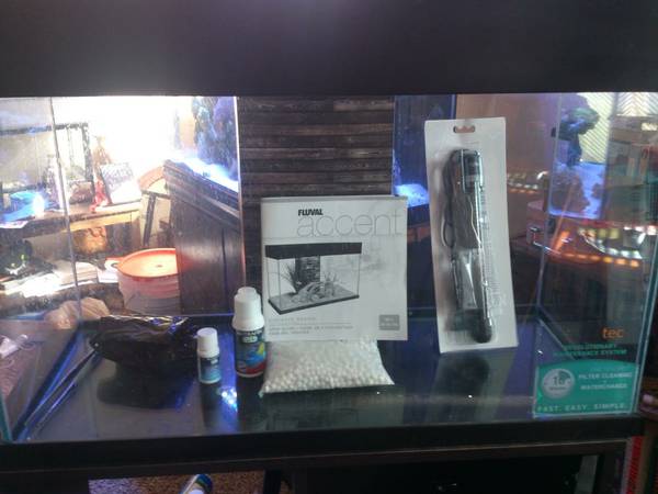 Fluval Accent 25 Gallon Tank W Stand Brand New 100.