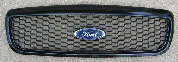 Ford Crown Victoria Grille