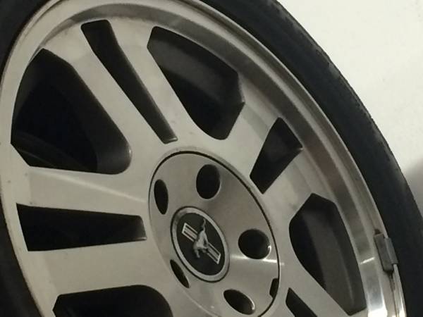 Ford Mustang Rims and Tires 23555zr17