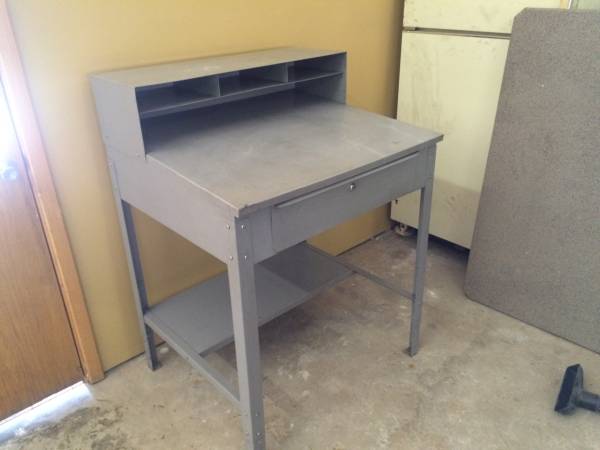 Foreman desk. Shop desk