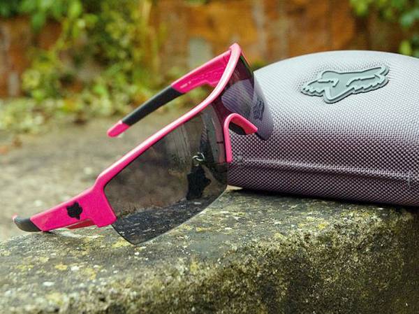 FOX HOT PINK GLASSES BRAND NEW GREAT GIFT