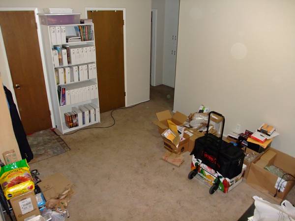 Free rent in exchange for 2 hours a day work (burlingame)