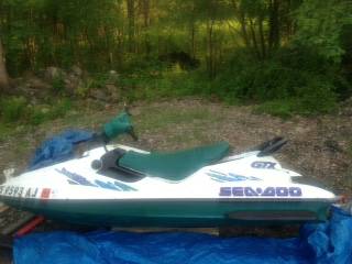 Free Seadoo Jetski Hull  (Dracut, MA)