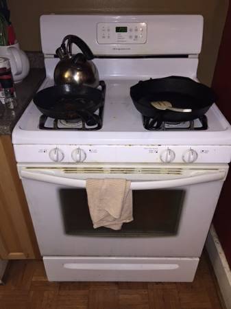 Frigidaire gas range