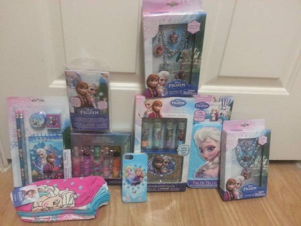FROZEN Toys and Boxes