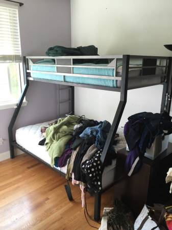 Fulltwin bunk bed with mattresses (Thornton)