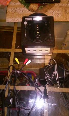 Gamecube for sale. (Sumter)