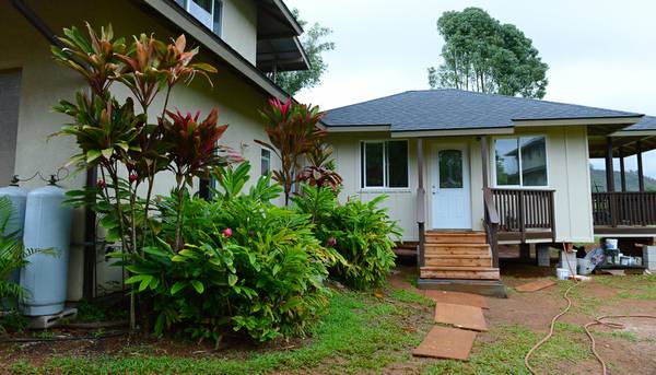 GET A NEW WALKWAY OR DRIVEWAY NOW  (ALL KAUAI)