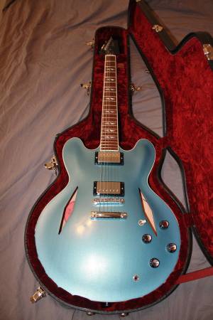 Gibson DG 335 Pelham Blue Dave Grohl Foo Fighters