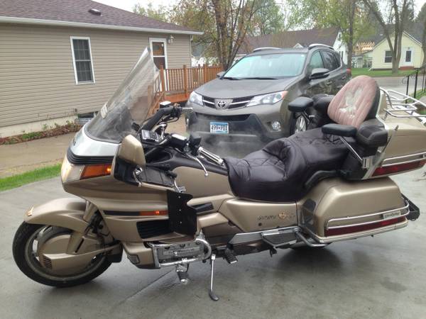 GL1500 1989 GOLDWING