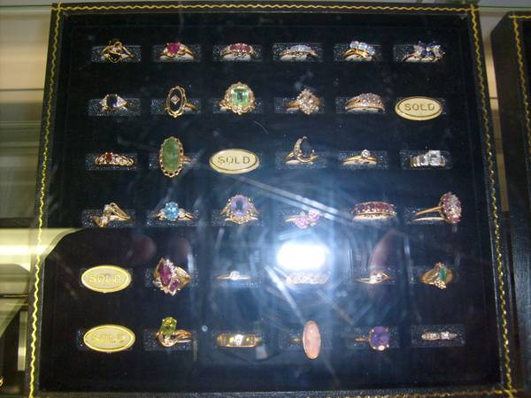 Gold Rings (N Chesterfield)