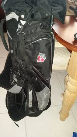 GOLF CLUB SET SPALDING AND WILSON STAND BAG WITH HOOD