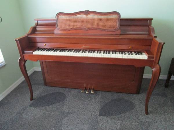 Gorgeous Baldwin Acrosonic Piano amp Bench, just tuned