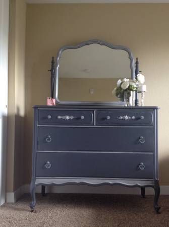 Gorgeous Dresser and Mirror