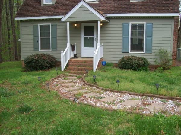 Grass Cutting, Edging, Blowing, String Trimming and MUCH MUCH More (Raleigh)