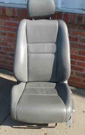 Grey leather seats, 2006