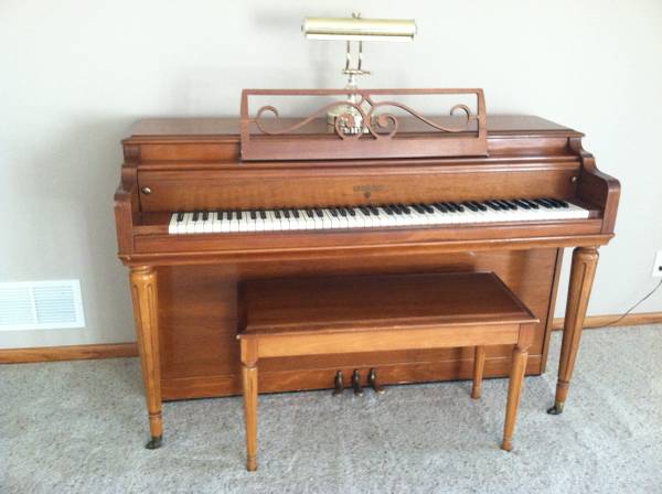 Gulbransen Piano