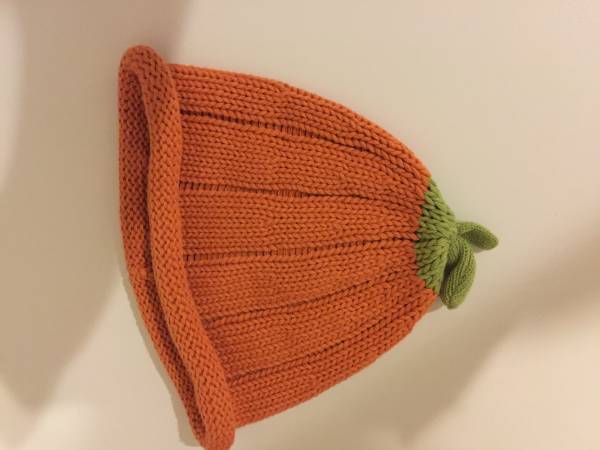 Gymboree pumpkin hat (12