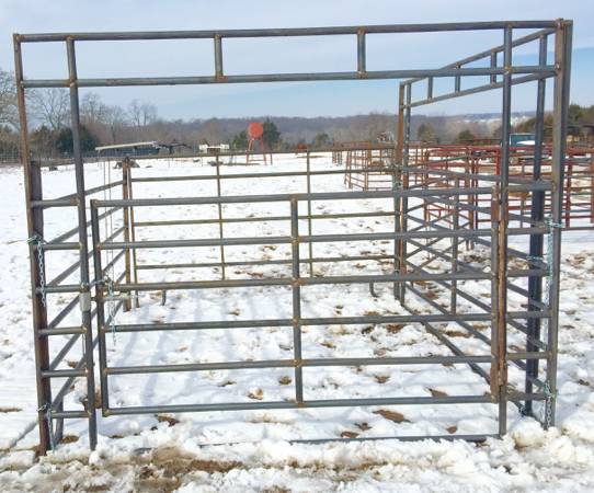 Heavy duty Gates and corral panels (Cassville MO)