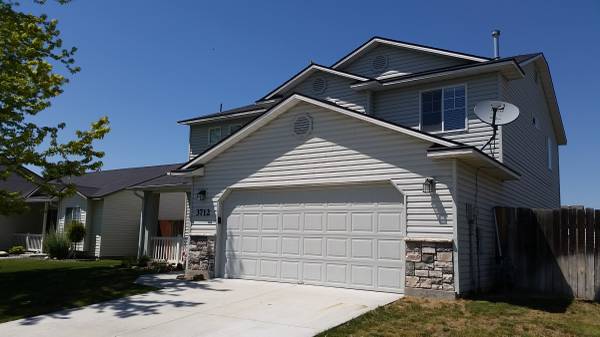 Home for Sale by owner in Nampa
