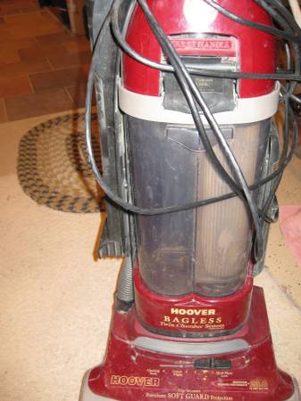 HOOVER VACUUM