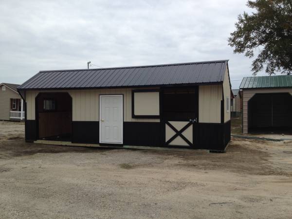 HORSE BARNS (KNIGHTDALE)