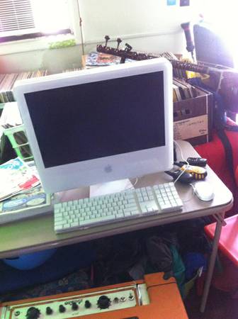 IMAC G5 WITH WIFI  BLTOOTH  KYBRD  MOUSE