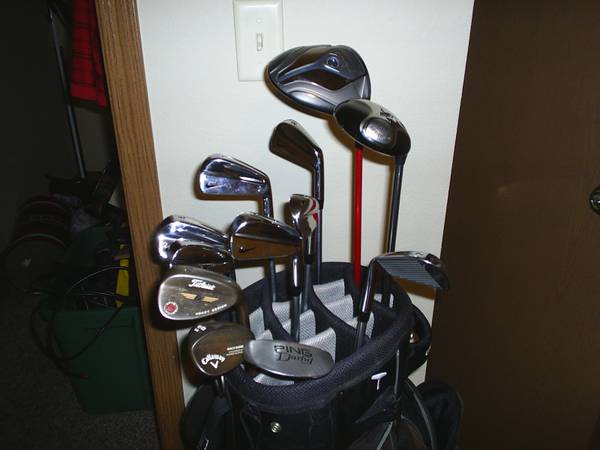 Incredible deal on a full set of golf clubs