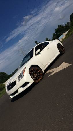 Infiniti G37s