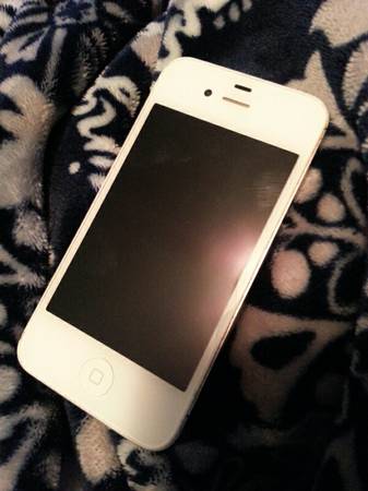 Iphone 4 16gb clean ESN