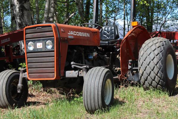 Jacobson Small Farm Tractor