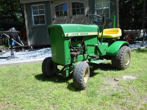 John Deere 60 Lawn Tractor