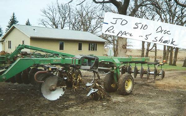 John Deere Disc Ripper