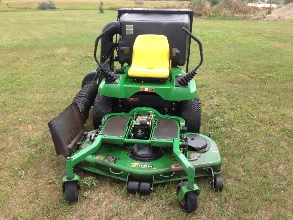 John Deere F680 Lawn Mower