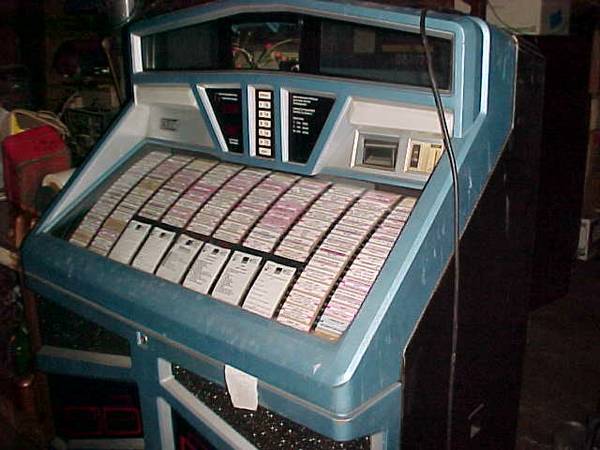 jukebox cds and 45s combo