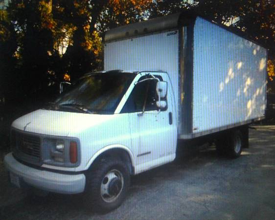 JUNK  REMOVAL  AT  AFFORBABLE  RATES  Milwaukee (Cudahy Bay view Oak Creek Franklin Greenfield West Allis)