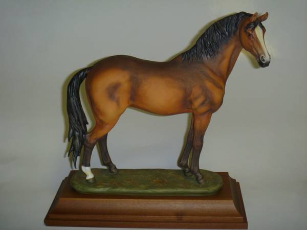 KAISER HORSE MARE