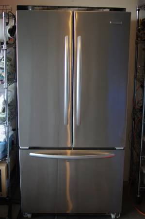 Kitchen Aid Stainless Refrigerator Excellent Condition
