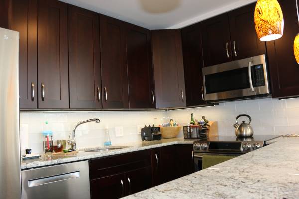Kitchen and Bath cabinets DIRECT2YOU