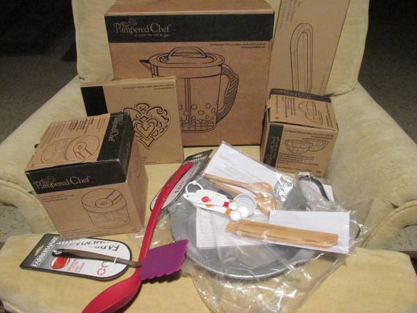 Kitchenware by Pampered Chef (new)