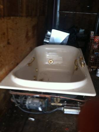 Kohlor Jacuzzi Tub