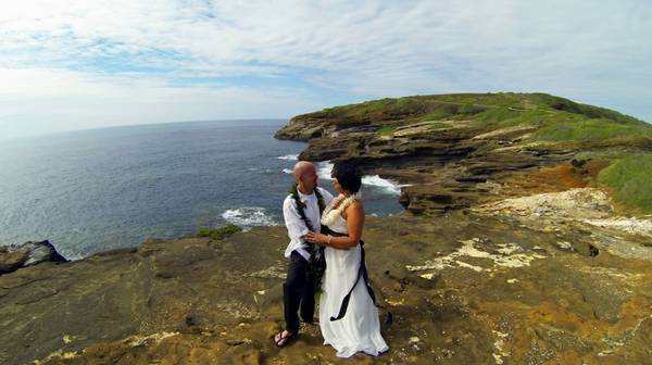 Kona and Hilo WEDDING PACKAGES     AWESOME INCLUSIVE PACKAGES