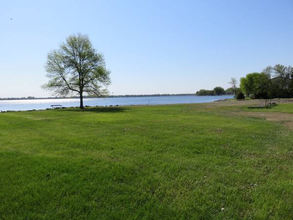 Lake Kampeska GREAT BULDING LOT (Watertown, SD)