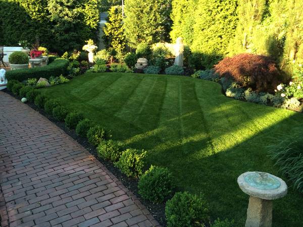 LANDSCAPING, CLEAN UPS, LAWN SERVICES, YARD WORK (Cohasset,Hingham,Norwell,Marshfield,Brai)