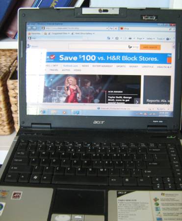 Laptop Acer 5050 4gb ram Webcam Wifi 14