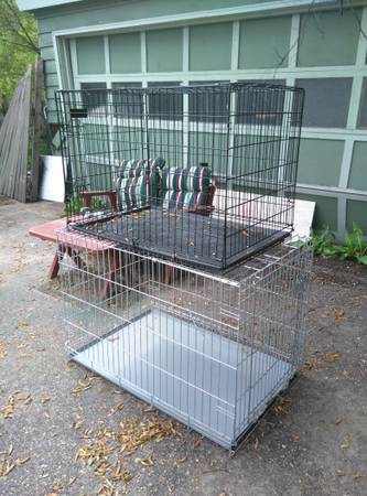 LARGE AND XL DOG METAL CRATE (Lakewood)