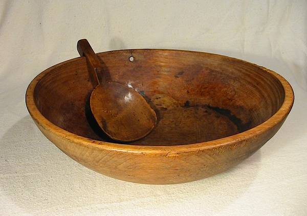 Large Primitive Wooden Beehive Dough Bowl With Lip Edge