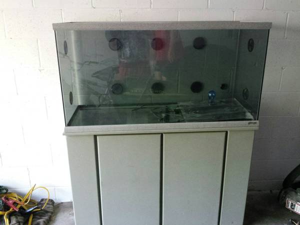 large ventend aquariumterrariumn with stand (175.00obo)