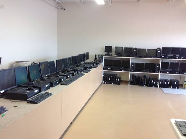 Last Day Computer Store Closing Everything Must GO (Elyria)