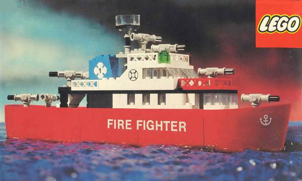 LEGO FLOATING 316 Fire Fighter Ship